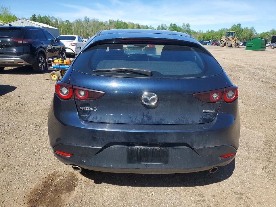 53267976 :رقم المزاد ، JM1BPALL5N1515447 vin ، 2022 Mazda 3 مزاد بيع