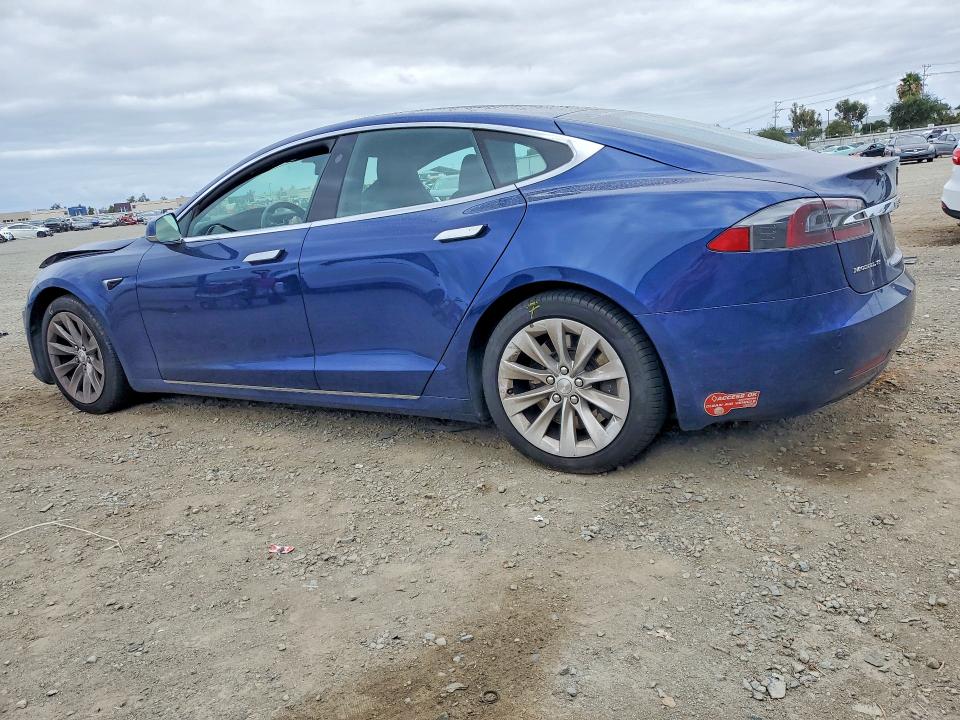 Продаж на аукціоні авто 2017 Tesla Model S, vin: 5YJSA1E28HF185806, номер лоту: 54869496