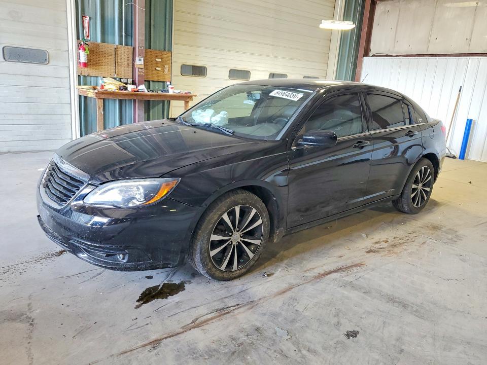 Auction sale of the 2012 Chrysler 200, vin: 1C3CCBHG0CN200390, lot number: 54964036