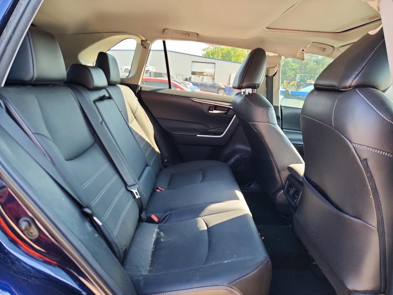 52139666 :رقم المزاد ، 2T3C1RFV7MW142087 vin ، 2021 Toyota Rav4 مزاد بيع