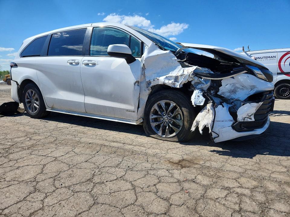 2021 Toyota Sienna მანქანა იყიდება აუქციონზე, vin: 5TDKRKEC9MS063954, აუქციონის ნომერი: 52689226