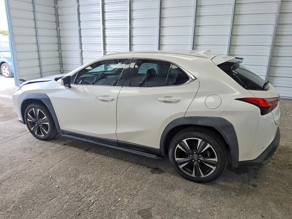 2020 Lexus Ux მანქანა იყიდება აუქციონზე, vin: JTHP3JBH6L2026270, აუქციონის ნომერი: 53017856