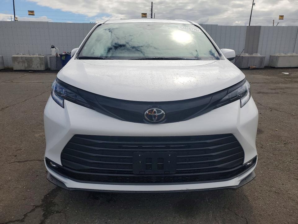 2026 Toyota Sienna მანქანა იყიდება აუქციონზე, vin: 5TDCSKFC7TS244914, აუქციონის ნომერი: 54828776