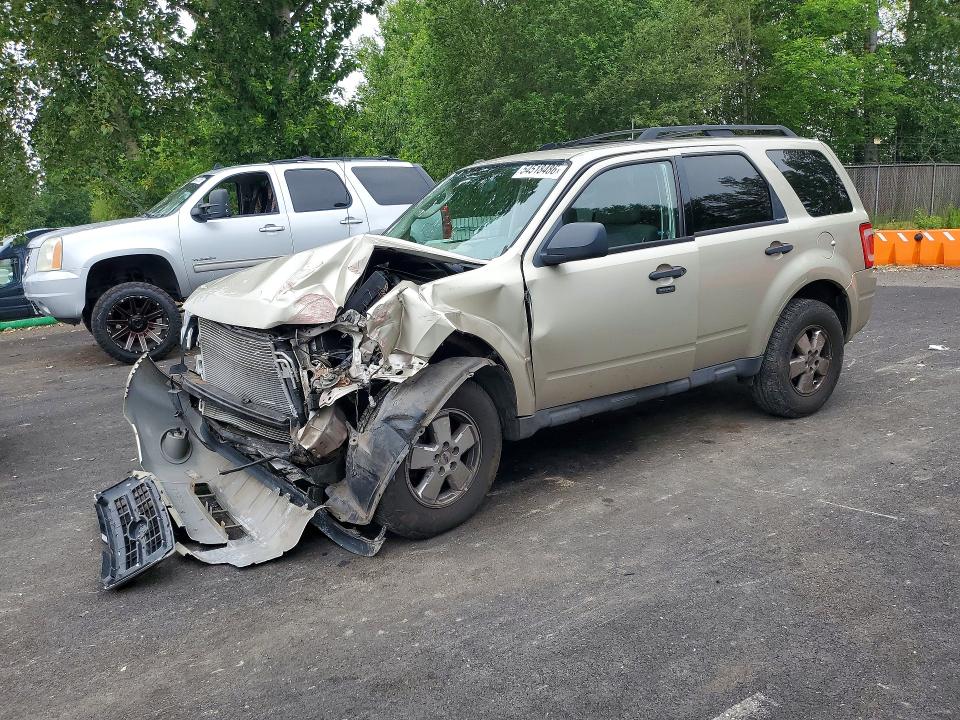 2010 Ford Escape მანქანა იყიდება აუქციონზე, vin: 1FMCU0D7XAKA31119, აუქციონის ნომერი: 54518486