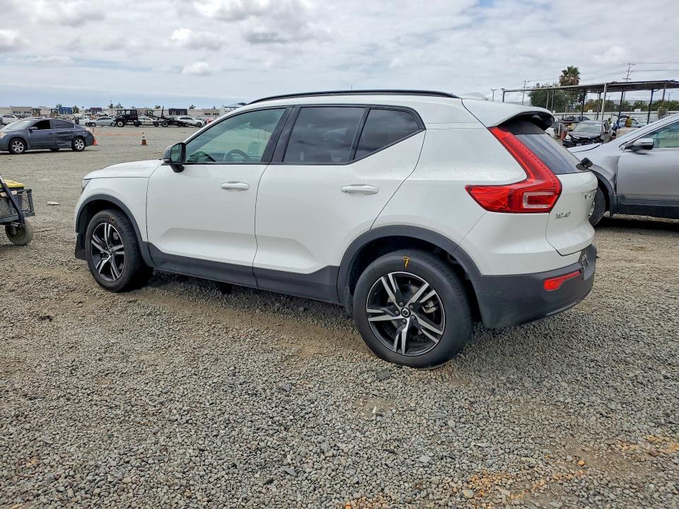 55254816 :رقم المزاد ، YV4L12UK6R2337899 vin ، 2024 Volvo Xc40 مزاد بيع