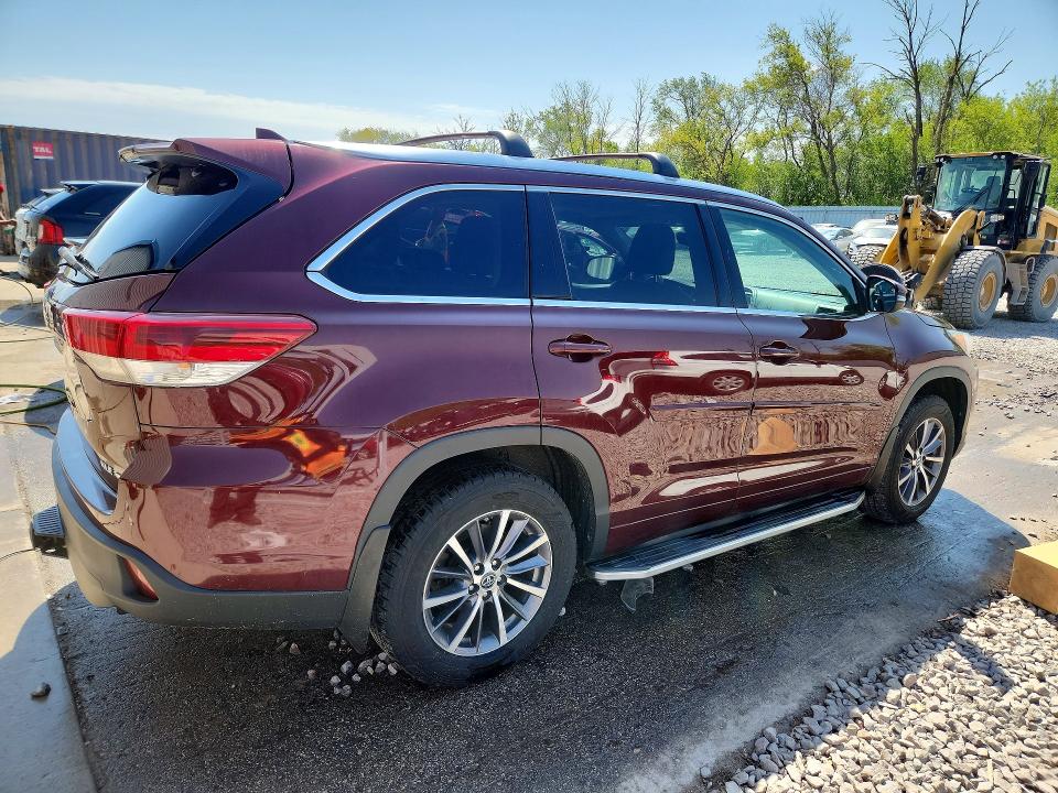 Aukcja sprzedaży 2018 Toyota Highlander, vin: 5TDJZRFH7JS818769, numer aukcji: 53605646