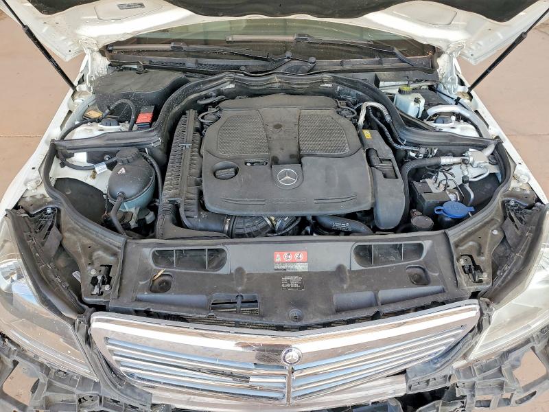 2014 Mercedes-benz C მანქანა იყიდება აუქციონზე, vin: WDDGF8AB4EG178543, აუქციონის ნომერი: 55429356