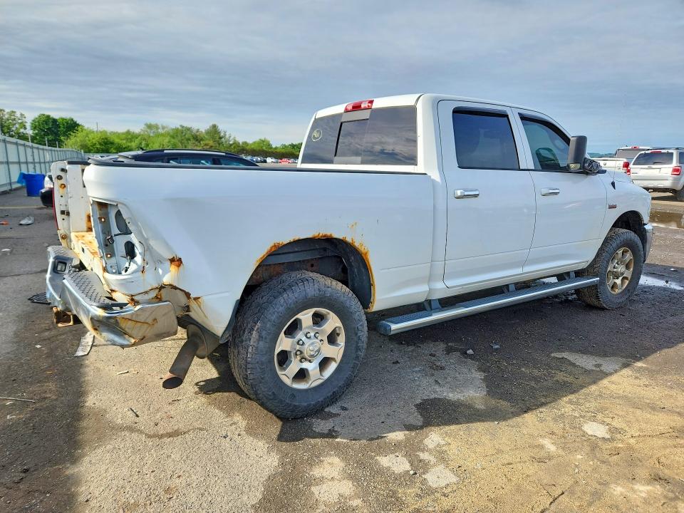 54602056 :رقم المزاد ، 3C63R3DJ8GG226663 vin ، 2016 Ram 3500 مزاد بيع