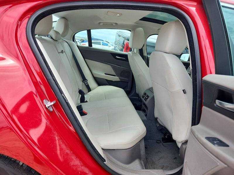 Продаж на аукціоні авто 2017 Jaguar Xe, vin: SAJAD4BG1HA973132, номер лоту: 53210596
