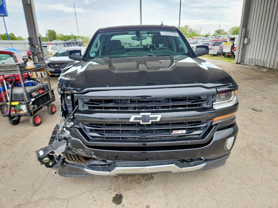 53628796 :رقم المزاد ، 3GCUKREC6HG420016 vin ، 2017 Chevrolet Silverado مزاد بيع