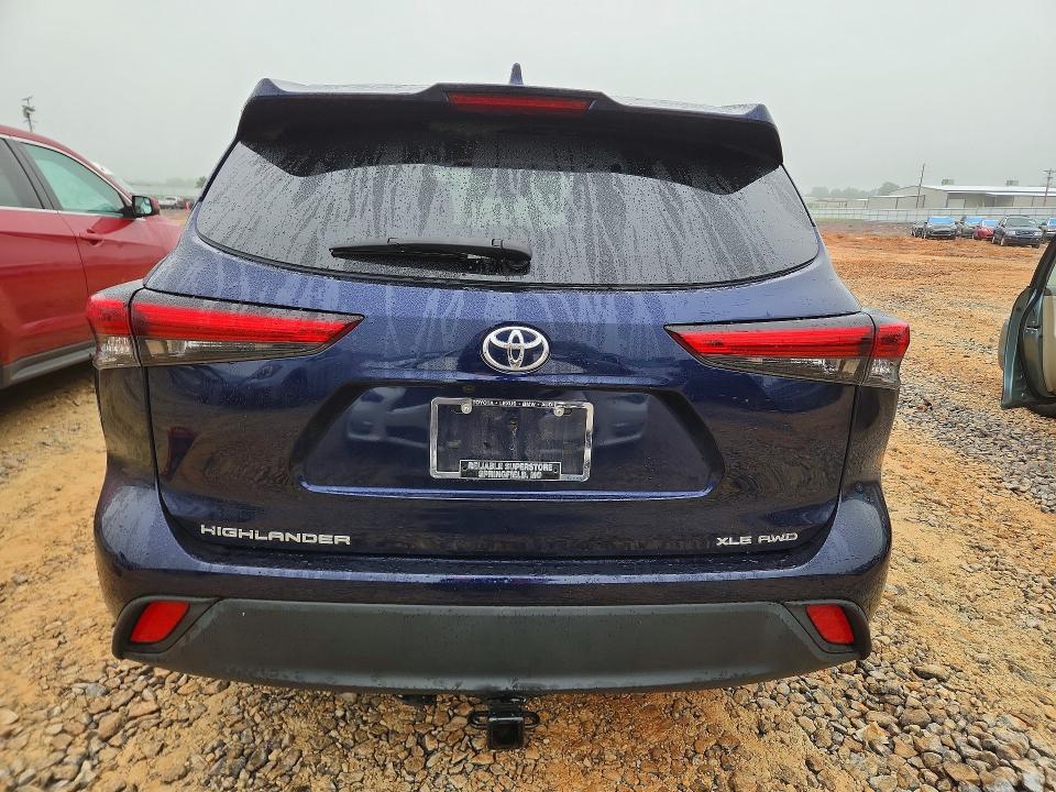 2021 Toyota Highlander მანქანა იყიდება აუქციონზე, vin: 5TDGZRBH2MS557796, აუქციონის ნომერი: 54433746