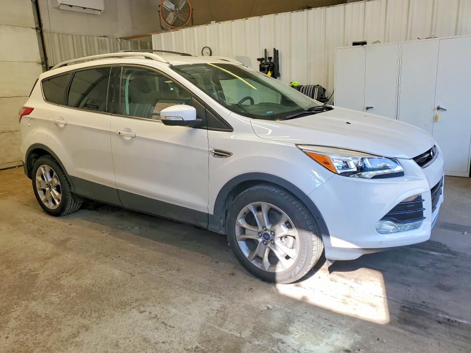 2016 Ford Escape მანქანა იყიდება აუქციონზე, vin: 1FMCU9JX0GUB85277, აუქციონის ნომერი: 55007626