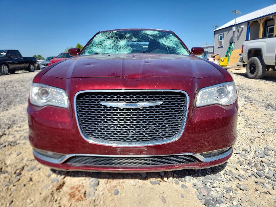 2015 Chrysler 300 მანქანა იყიდება აუქციონზე, vin: 2C3CCAAG8FH829302, აუქციონის ნომერი: 52820706