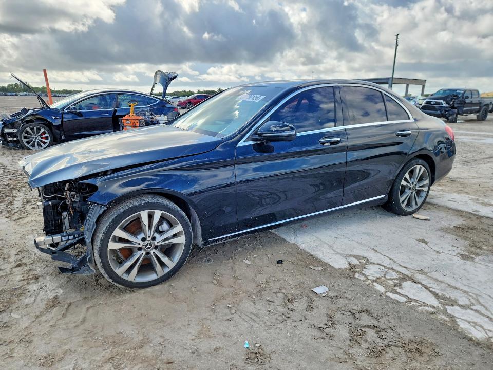 Продаж на аукціоні авто 2018 Mercedes-benz C, vin: 55SWF4JB6JU268407, номер лоту: 52402156
