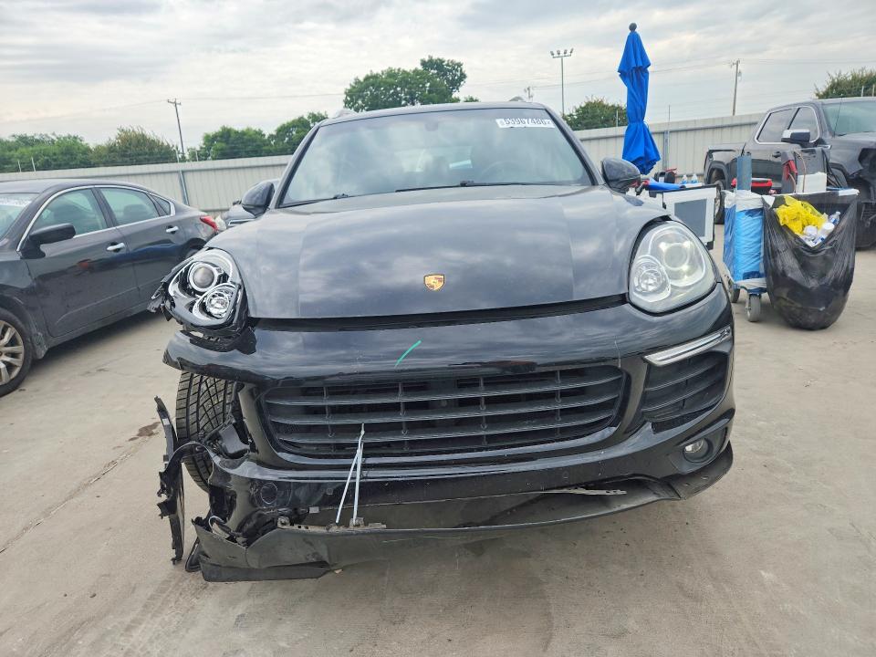 53967486 :رقم المزاد ، WP1AA2A27GLA05698 vin ، 2016 Porsche Cayenne مزاد بيع