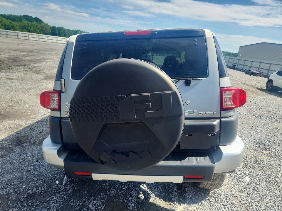 54769126 :رقم المزاد ، JTEBU4BF0AK071786 vin ، 2010 Toyota Fj Cruiser مزاد بيع