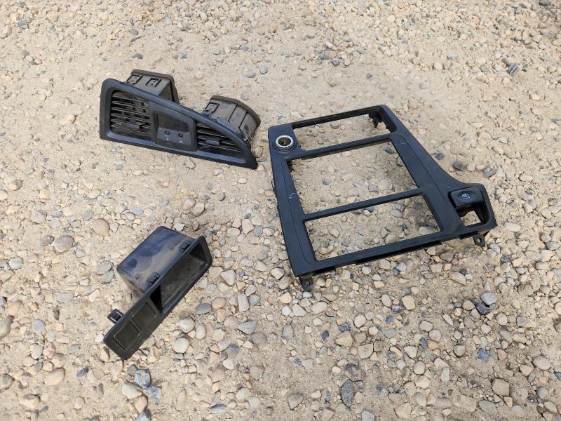 2003 Nissan Pathfinder მანქანა იყიდება აუქციონზე, vin: JN8DR09Y73W809663, აუქციონის ნომერი: 54654216
