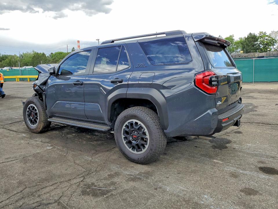 55624416 :رقم المزاد ، JTEVA5BR7S5071192 vin ، 2025 Toyota 4runner مزاد بيع
