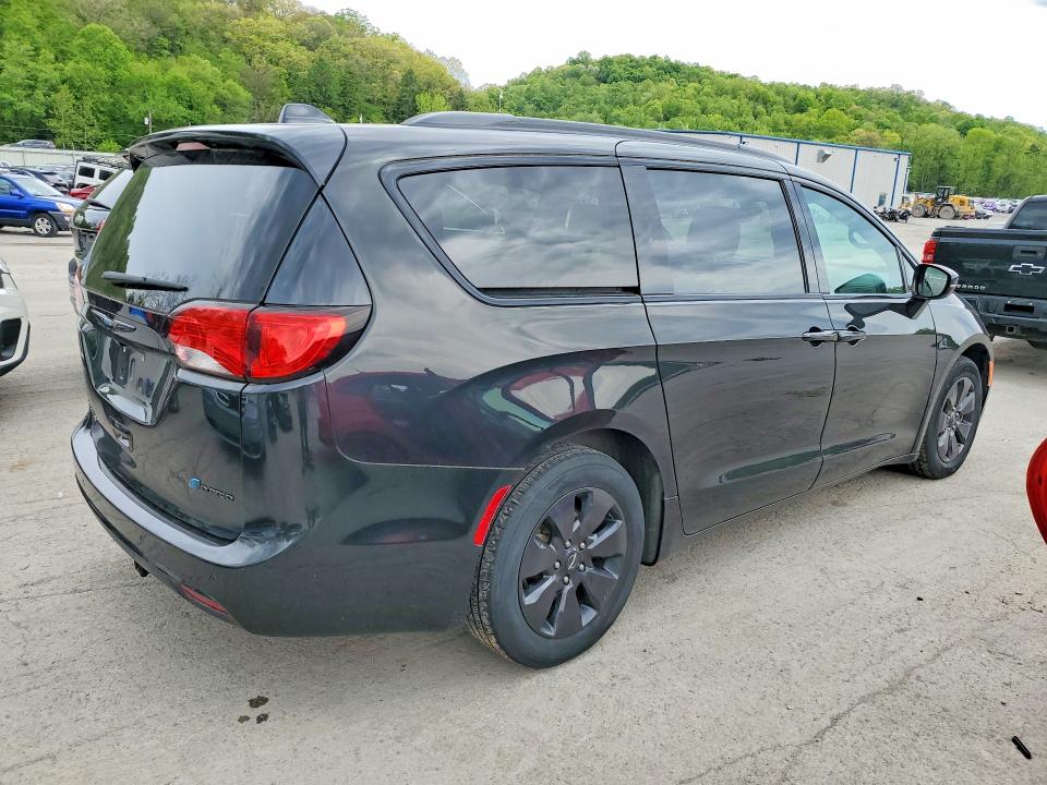 Продаж на аукціоні авто 2019 Chrysler Pacifica, vin: 2C4RC1N70KR577713, номер лоту: 53781686