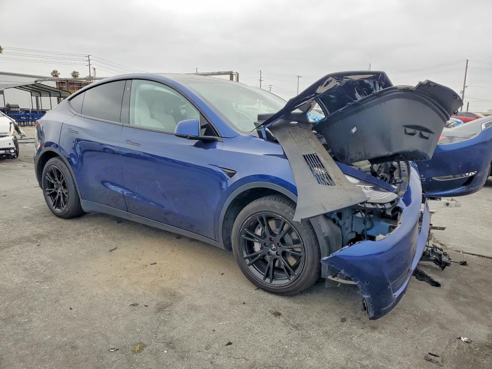 51812576 :رقم المزاد ، 5YJYGDEE7LF056436 vin ، 2020 Tesla Model Y مزاد بيع