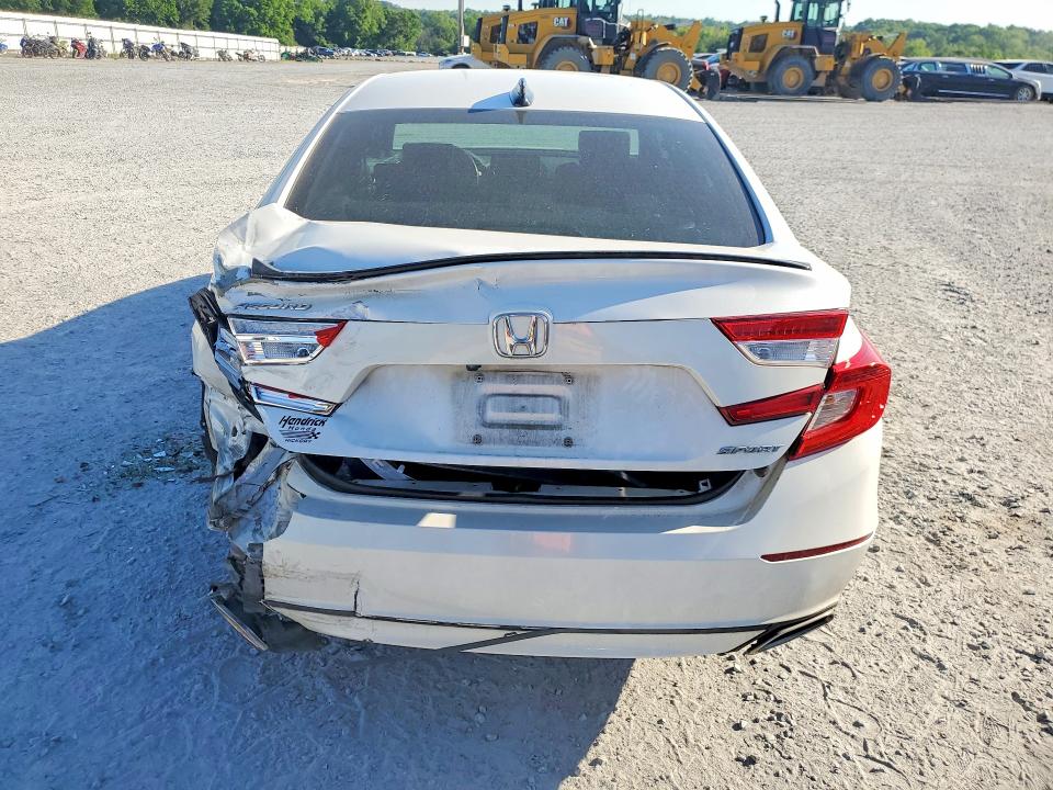52528016 :رقم المزاد ، 1HGCV1F32NA049483 vin ، 2022 Honda Accord مزاد بيع