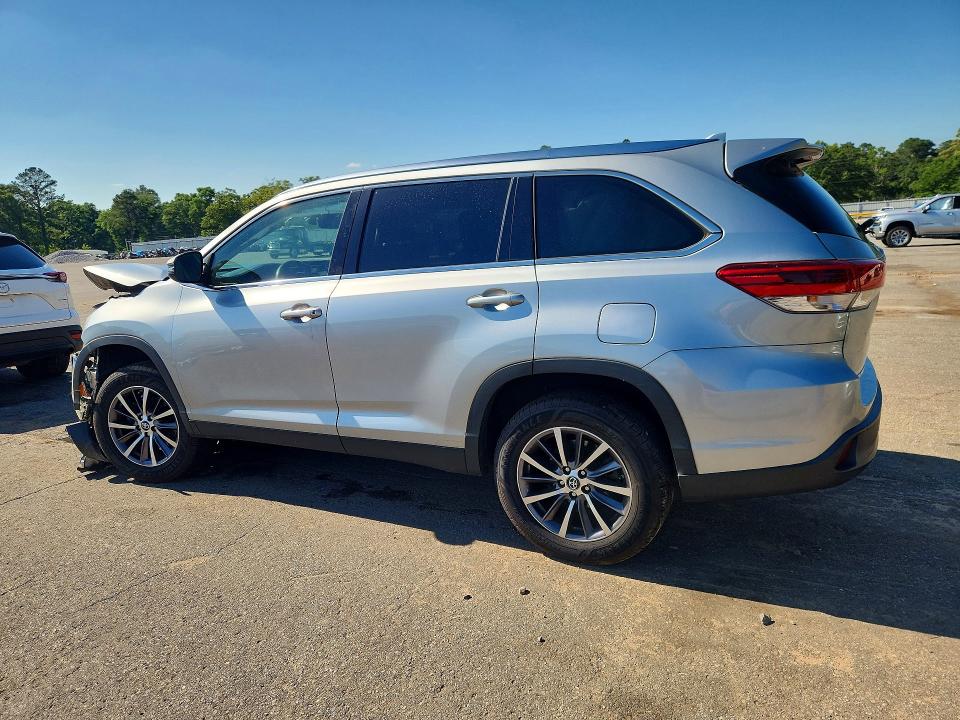 2019 Toyota Highlander მანქანა იყიდება აუქციონზე, vin: 5TDKZRFH4KS552410, აუქციონის ნომერი: 52474656