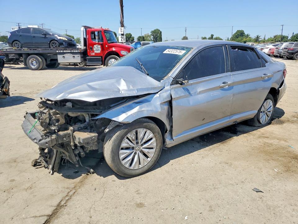 54322576 :رقم المزاد ، 3VWCB7BU7LM047458 vin ، 2020 Volkswagen Jetta مزاد بيع