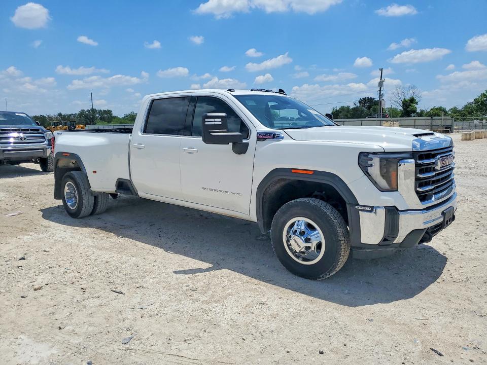 53519316 :رقم المزاد ، 1GT49TEY8RF134188 vin ، 2024 Gmc Sierra مزاد بيع