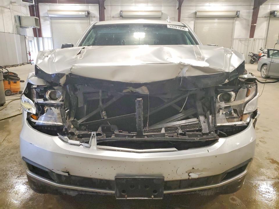 53201956 :رقم المزاد ، 1GNSKBKC0JR358807 vin ، 2018 Chevrolet Tahoe مزاد بيع