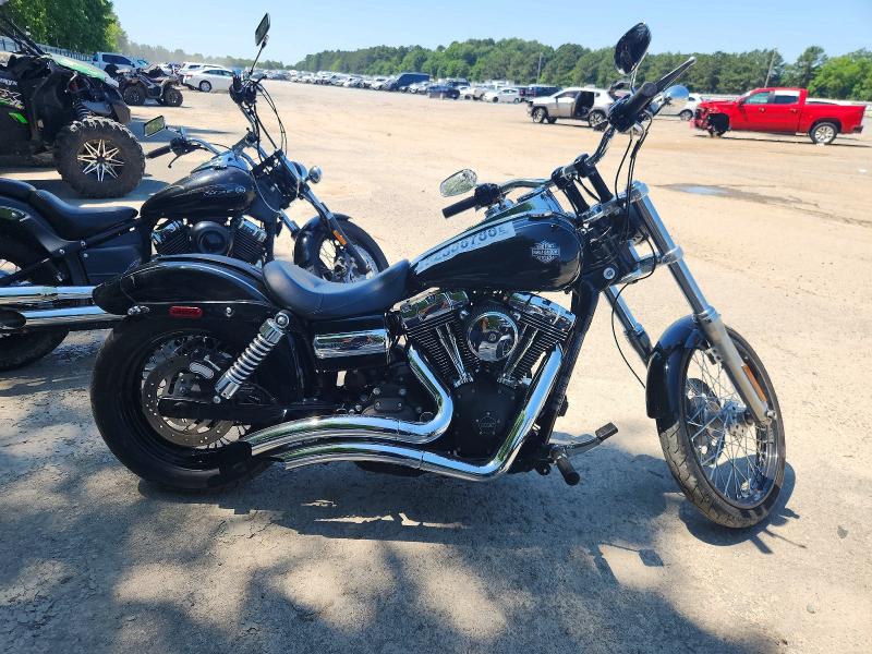 52386786 :رقم المزاد ، 1HD1GPM11DC321768 vin ، 2013 Harley-davidson Fxdwg مزاد بيع