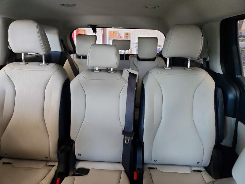 2026 Kia Carnival მანქანა იყიდება აუქციონზე, vin: KNDNC5K30T6568025, აუქციონის ნომერი: 53648026