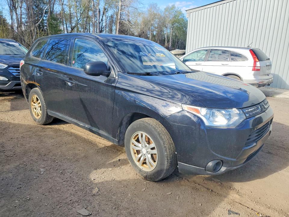 2014 Mitsubishi Outlander მანქანა იყიდება აუქციონზე, vin: JA4AD2A33EZ606032, აუქციონის ნომერი: 52899856