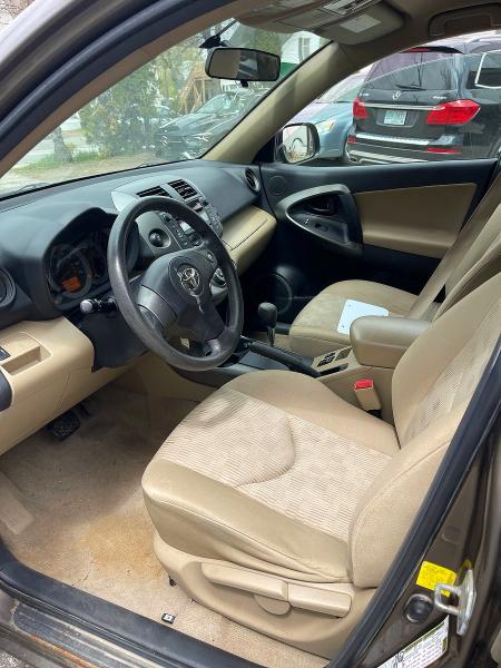 52872666 :رقم المزاد ، 2T3BF4DV4BW176634 vin ، 2011 Toyota Rav4 مزاد بيع