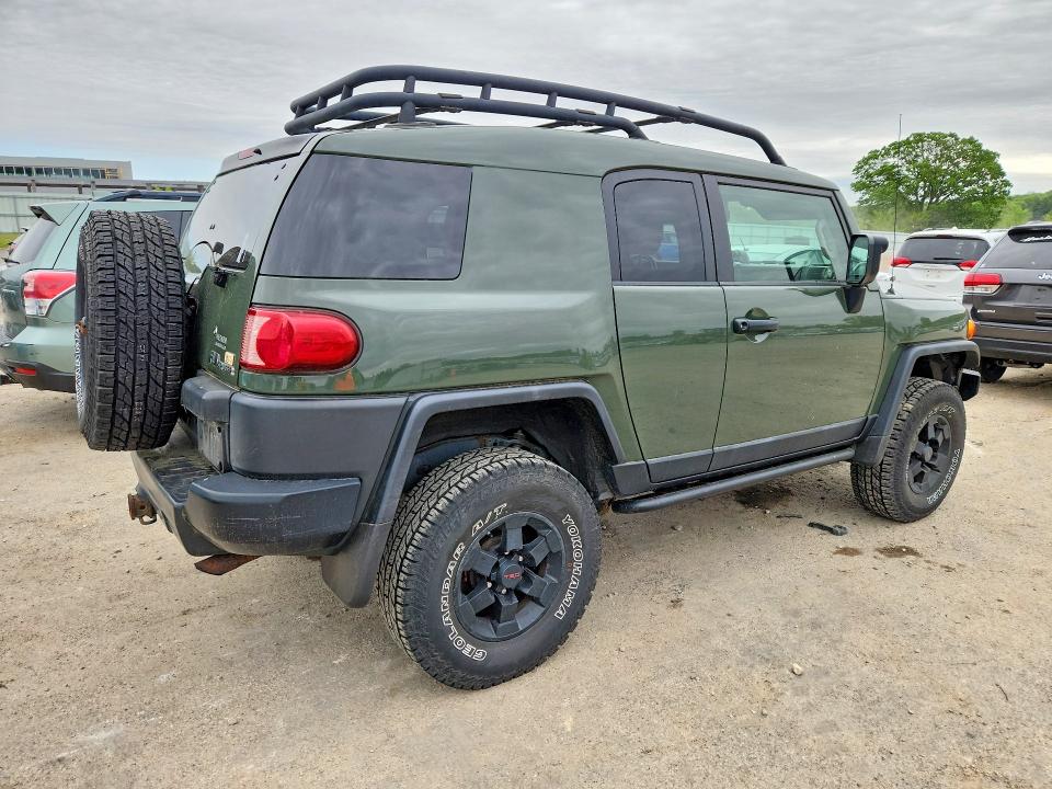 Продажа на аукционе авто 2011 Toyota Fj Cruiser, vin: JTEBU4BFXBK112202, номер лота: 52828586