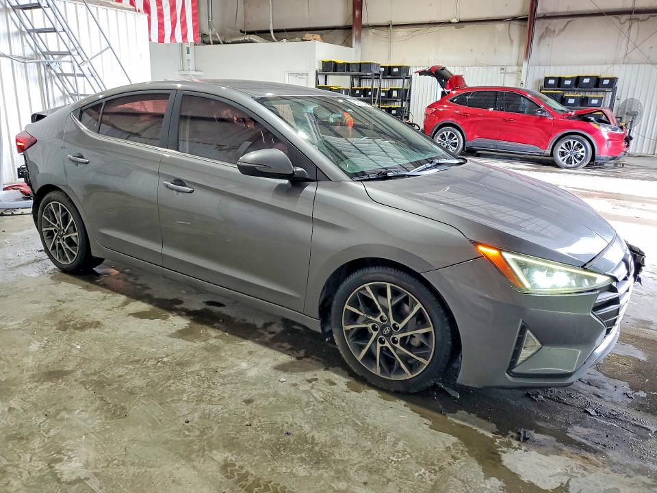 2020 Hyundai Elantra მანქანა იყიდება აუქციონზე, vin: 5NPD84LF4LH529671, აუქციონის ნომერი: 54916346