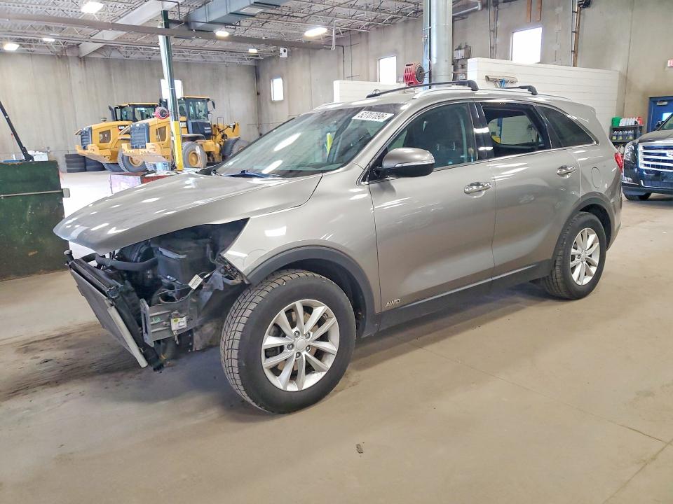 52707096 :رقم المزاد ، 5XYPGDA31JG429010 vin ، 2018 Kia Sorento مزاد بيع