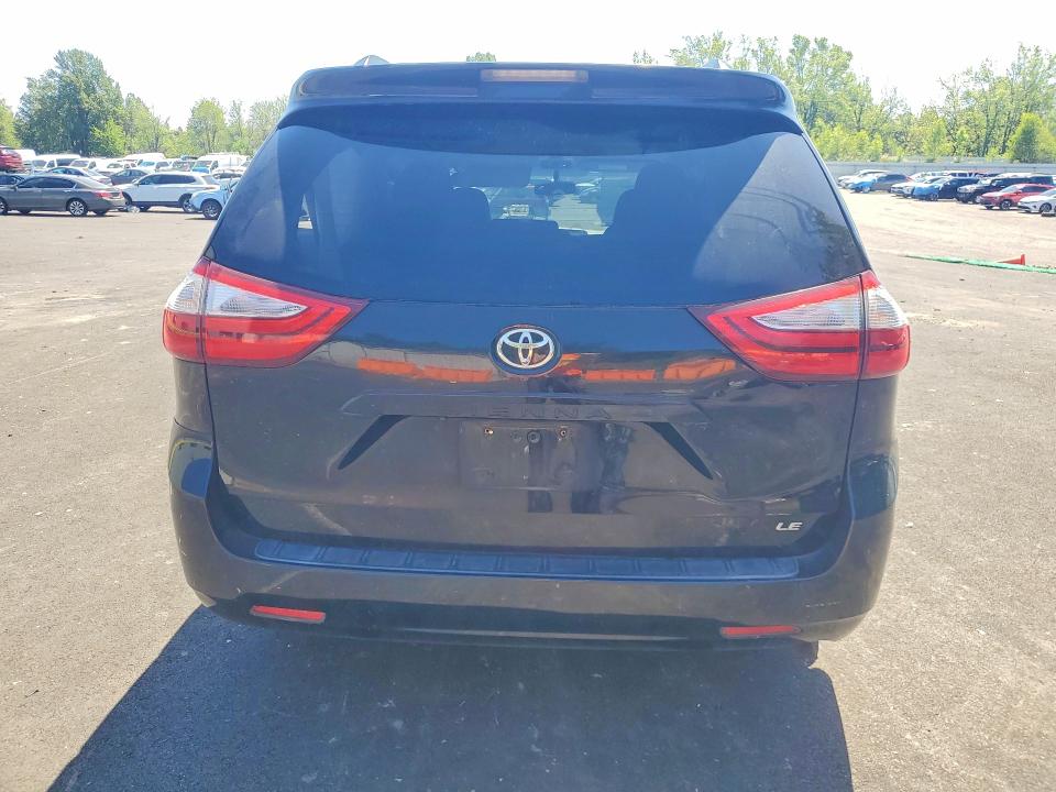 Aukcja sprzedaży 2015 Toyota Sienna, vin: 5TDKK3DC7FS611657, numer aukcji: 54773576