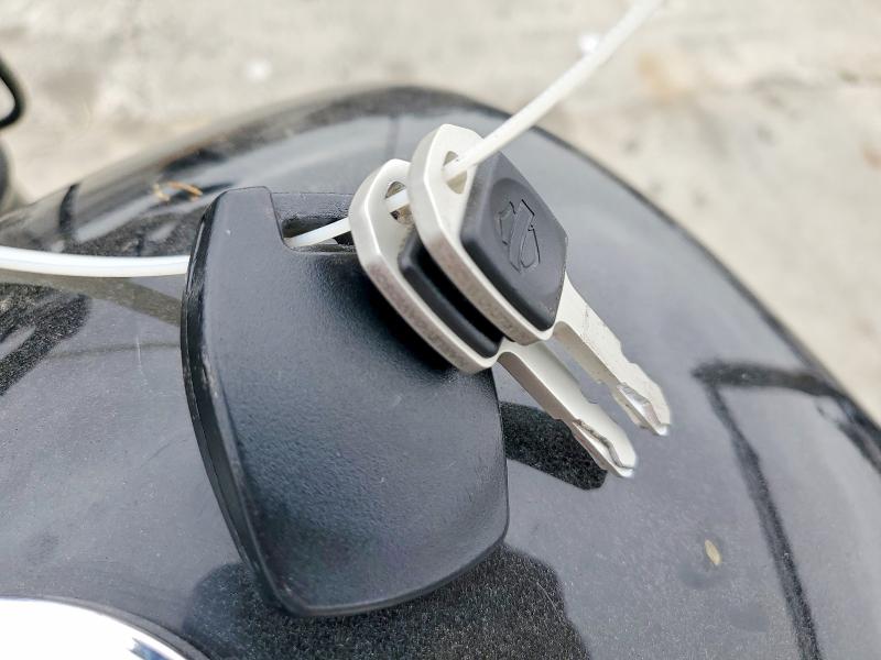 52219496 :رقم المزاد ، 1HD1YJ929SB041059 vin ، 2025 Harley Davidson Fxbb مزاد بيع