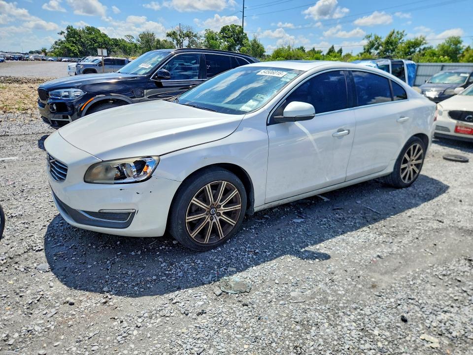 2017 Volvo S60 მანქანა იყიდება აუქციონზე, vin: LYV402HK3HB154767, აუქციონის ნომერი: 54506016