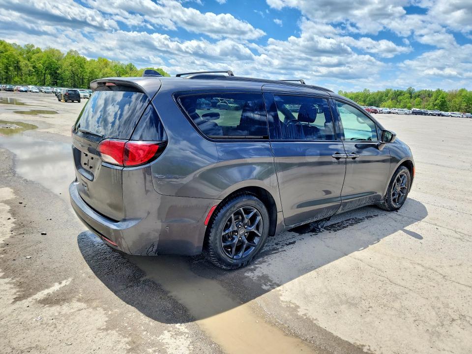 Продажа на аукционе авто 2018 Chrysler Pacifica, vin: 2C4RC1BG6JR364865, номер лота: 52559876