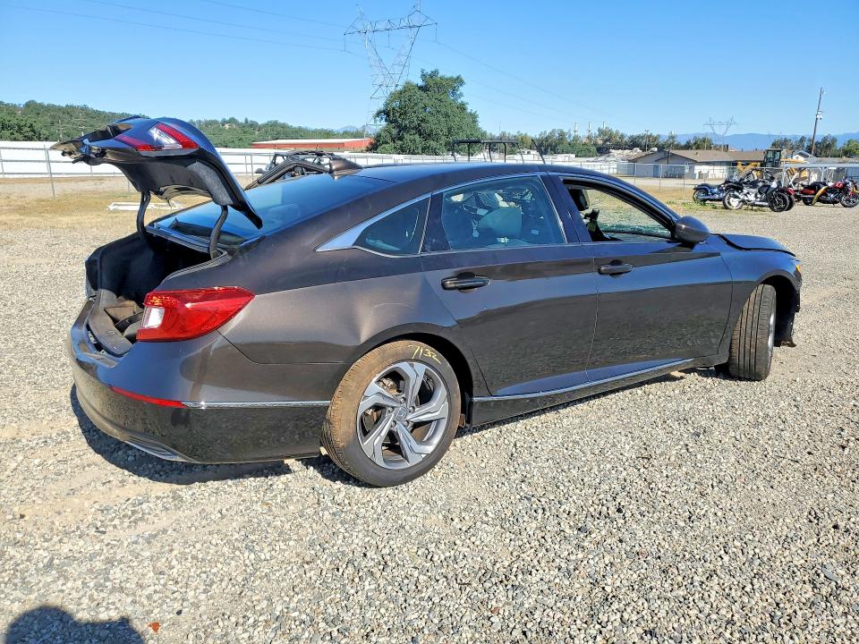 Продаж на аукціоні авто 2018 Honda Accord, vin: 1HGCV1F44JA165979, номер лоту: 53620566