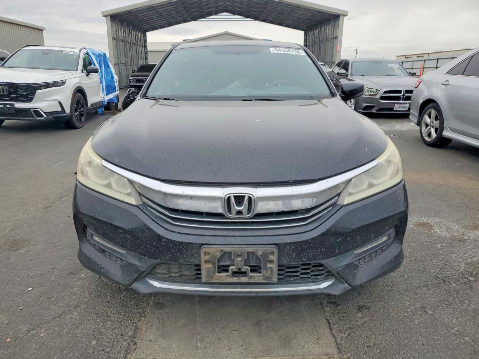 54556736 :رقم المزاد ، 1HGCR2F55GA231919 vin ، 2016 Honda Accord مزاد بيع