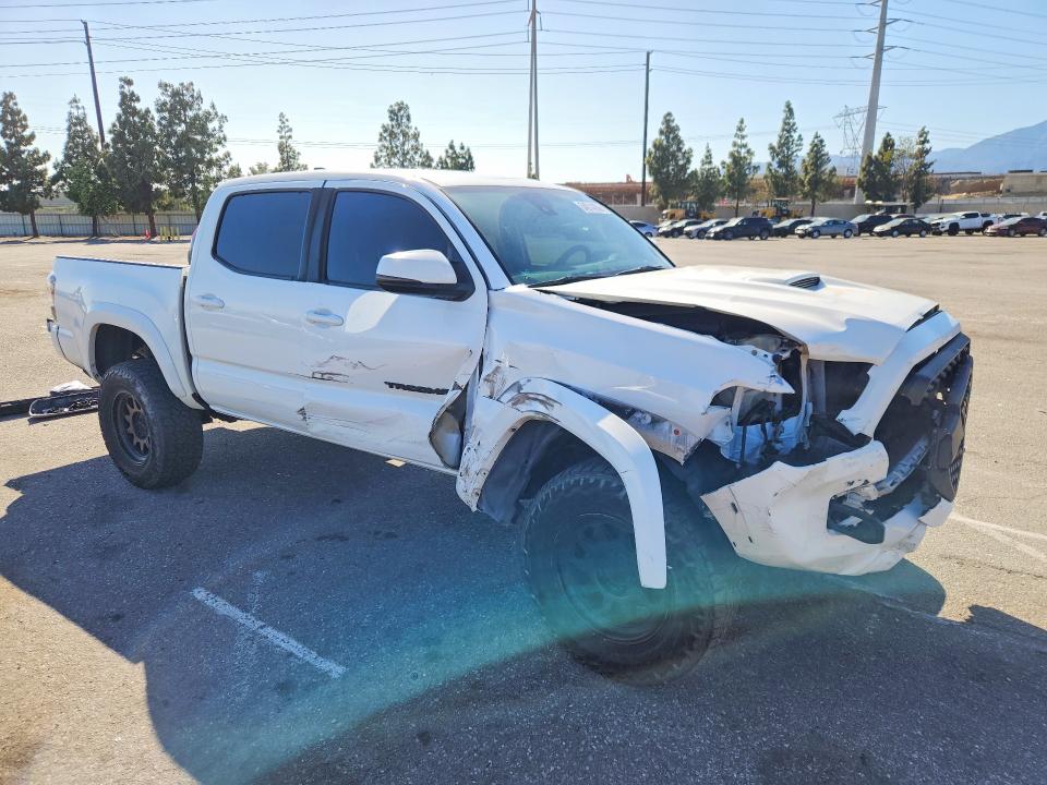 54214356 :رقم المزاد ، 3TMAZ5CN6MM144511 vin ، 2021 Toyota Tacoma مزاد بيع