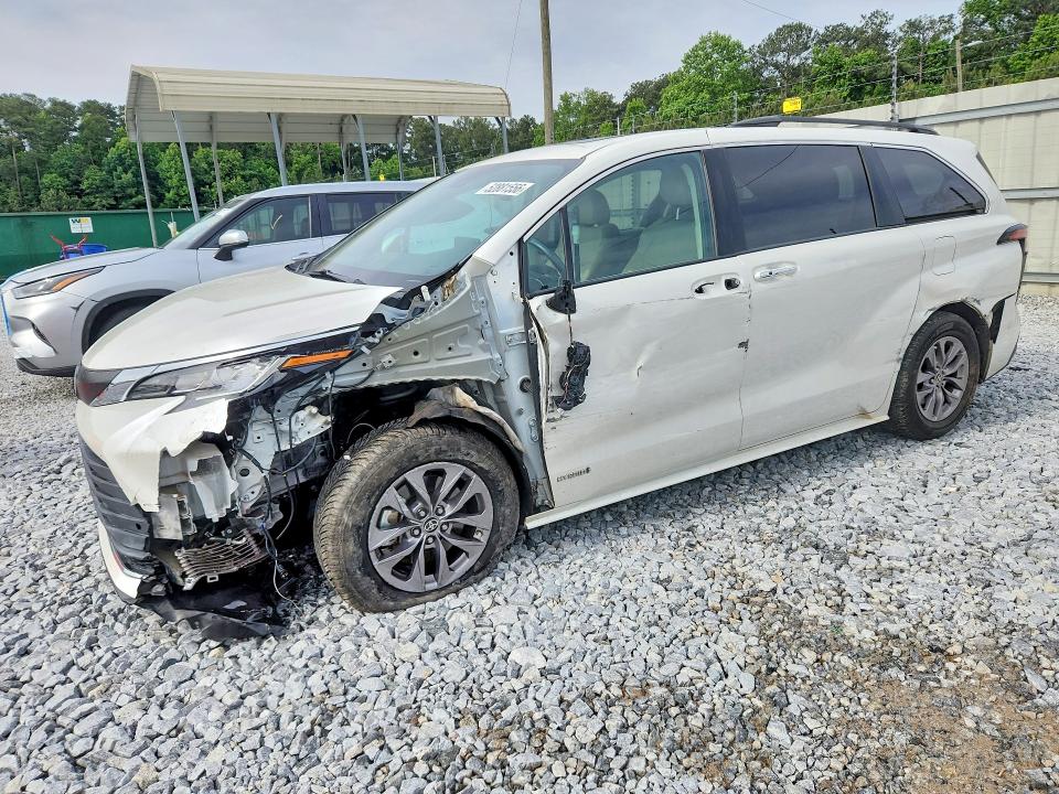 2021 Toyota Sienna მანქანა იყიდება აუქციონზე, vin: 5TDYRKECXMS039575, აუქციონის ნომერი: 52881556