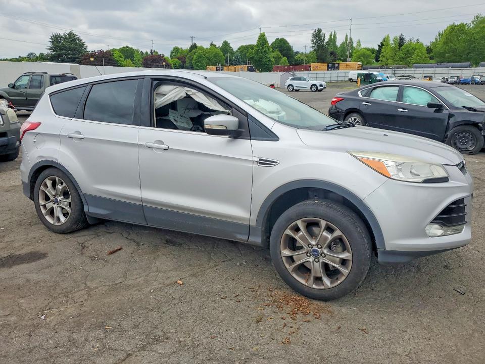 52464236 :رقم المزاد ، 1FMCU9H96DUD71215 vin ، 2013 Ford Escape مزاد بيع