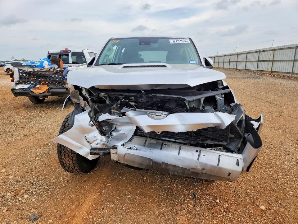 52783536 :رقم المزاد ، JTEPU5JR9N6006148 vin ، 2022 Toyota 4runner مزاد بيع