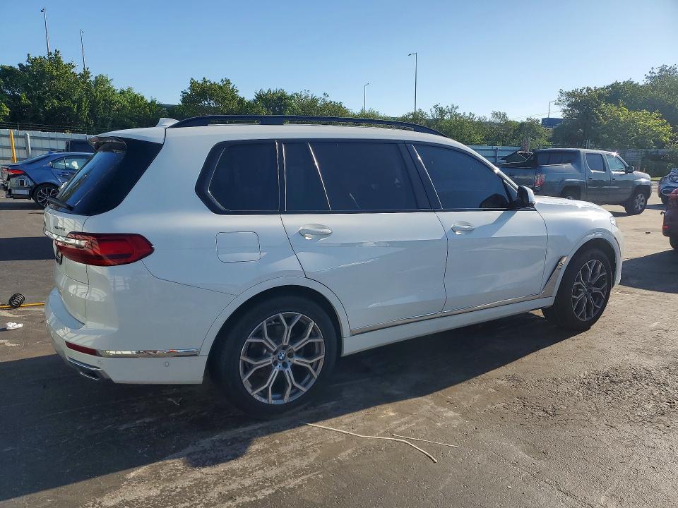 51088156 :رقم المزاد ، 5UXCW2C02M9H35987 vin ، 2021 Bmw X7 مزاد بيع