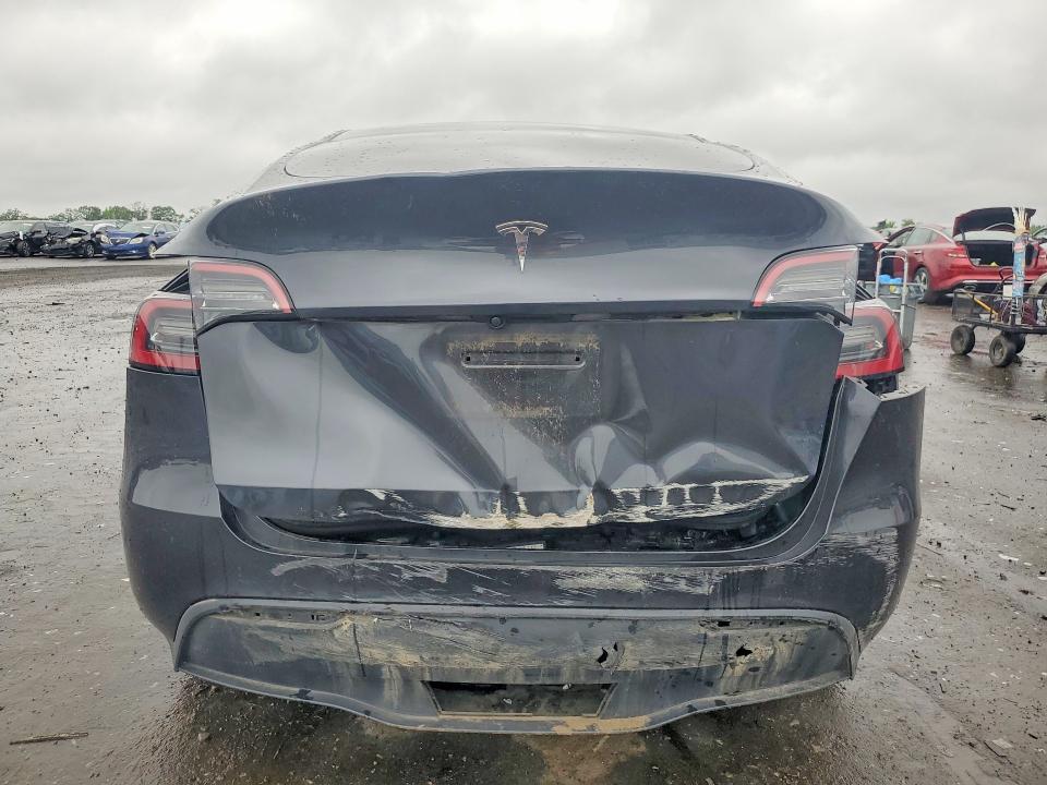 2025 Tesla Model Y მანქანა იყიდება აუქციონზე, vin: 7SAYGDED2SF272090, აუქციონის ნომერი: 54650186
