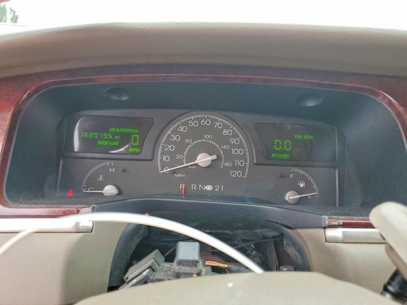 Продаж на аукціоні авто 2005 Lincoln Town Car, vin: 1LNHM82WX5Y627378, номер лоту: 54105106