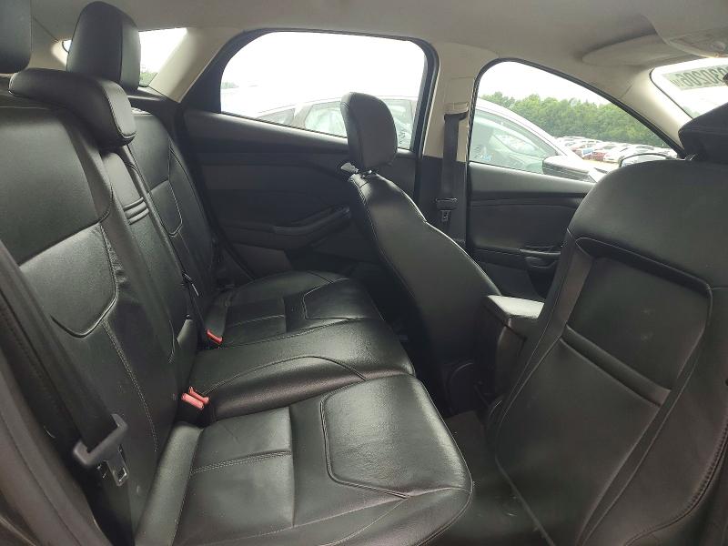 Auction sale of the 2016 Ford Focus, vin: 1FADP3K29GL299564, lot number: 52930206